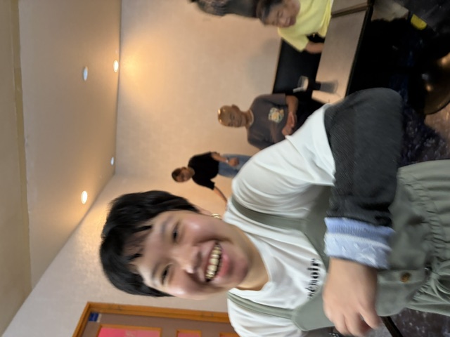 08カラオケ小村崎笑顔.jpeg