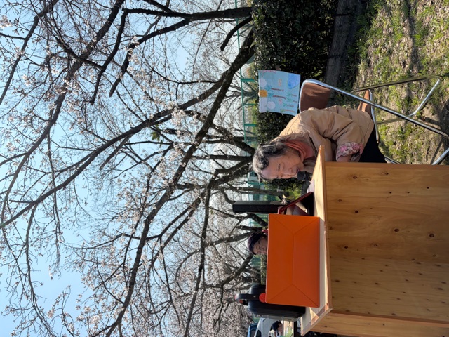 image1 (14)粕谷カラオケ花見.jpeg